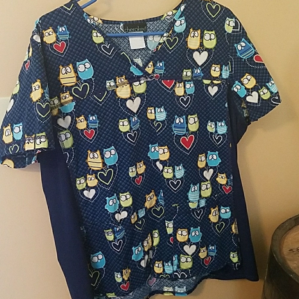 XL cherokee flexibles scrub top